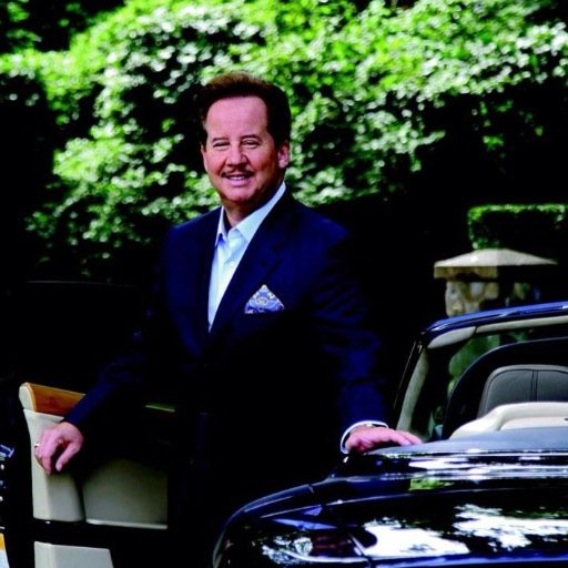 LuxMarketLeader's profile picture. Hamptons #1 Real Estate Agent
#4 Broker in the US 2013- Ranked by the Wall Street Journal