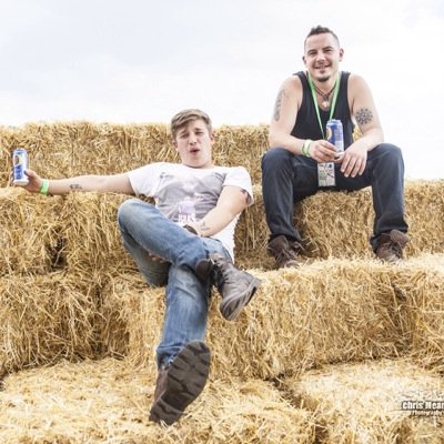Acoustic Duo Band All Enquiries eagleandweeksmusic@gmail.com 
Instagram - eagleandweeks