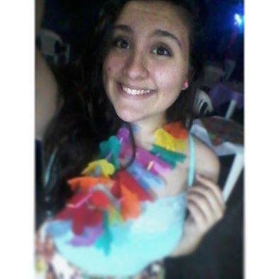 A dream,when it becomes reality,makes all the pain go away-Glee)I believe in my dreams,that is,I believe in the impossible! I love smiles
(I'm Directioner s2)