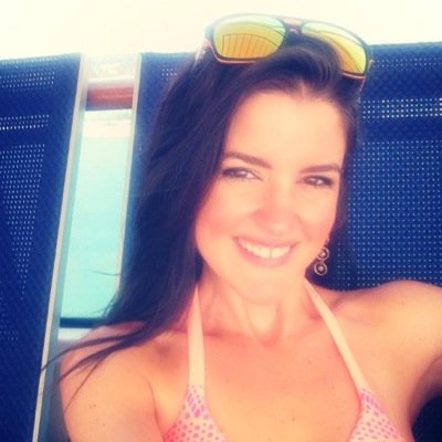 Instagram @monicasutera