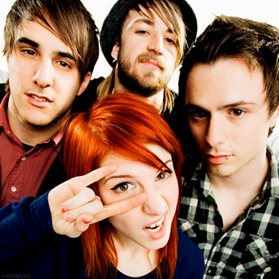 me habia creado un twitter recien.. pero me olvide la contraseña xd jajaja #PARAMOREISMYLIFE #HAYLEYWILLIAMS #JEREMYDAVIS #TAYLORYORK PERFECTOS 3