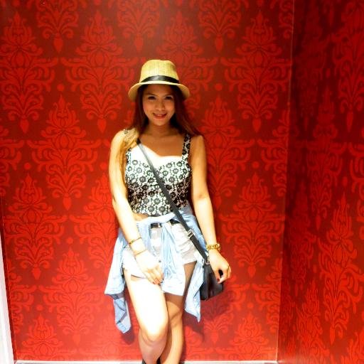 rhomaloves2shop's profile picture. Midnight creature