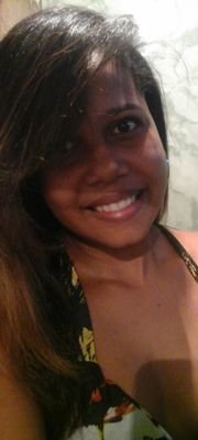 Brasileira 
 19 anos 
 fã do Wesley Safadão 
 crush @clevertonsantos