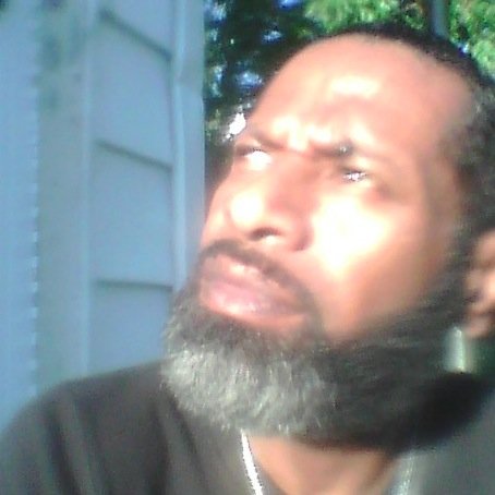 jroberts52066's profile picture. Runaway slave trying to find a safe place to catch my breath!