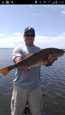 I'm married & have 2 girls. I like to bowhunt, bass & redfish.