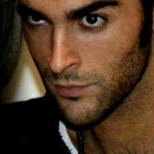 http://t.co/GWhM1C5Ebwيلا كلكم عندي :)