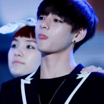 free follow acc ( ^_^)/~~~ please follow me on @khanbins :)