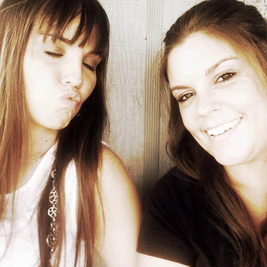 BethCharli's profile picture. Mother of a beautiful little girl, Lily. Love music, fam, and true friends. Live life to the fullest and smile smile!