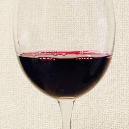 飲んだワインをつぶやきます。ワイン選びの参考になったりならなかったり。チーズを食べる為にワイン。ワインを飲む為にチーズ…食べたいだけ。飲みたいだけ。 個人アカウントはフォロバします。 #ワイン #チリ #フランス #スペイン #イタリア #フォロミー