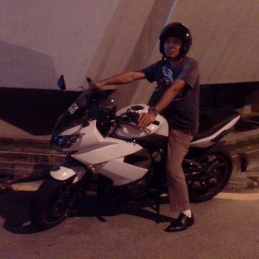 J8837K5C just me!!!! 29N6BEMU $FAN Maxi