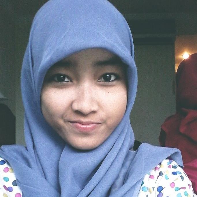 PutryEnok's profile picture. Tak semudah mengecap kematianmu untuk kehadiranku di sampingmu