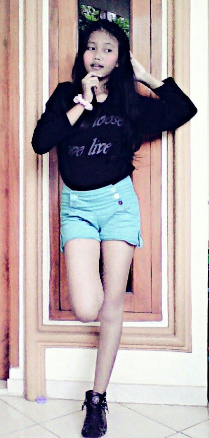 My pin 74265AE1 || Modelling || Good girl ;;)