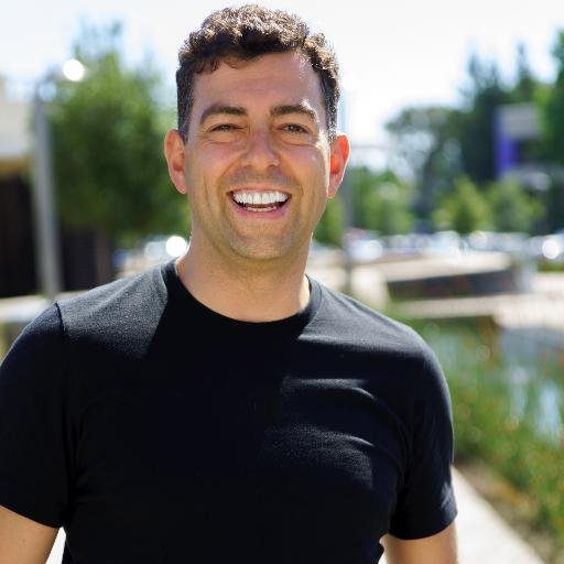 CEO of Wisdom. former Chief Operating Officer at Plastiq, Chief Product and Design Officer at LendingClub, Mint, Quicken, Intuit. Angel investor.