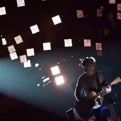 follow @ultrahes pls !!