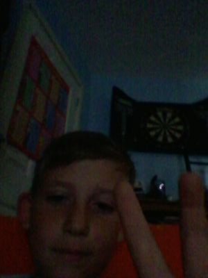 hey i am on xbox one and pc i love stampylonenoese vids and squishy quacks ibillasticsquid and amylee33 l for x lee lion maker and everybody else