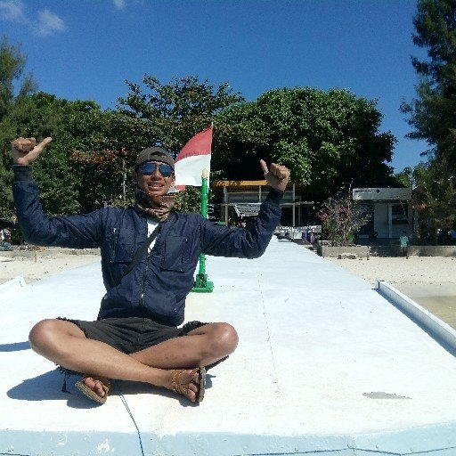 nuraizatif's profile picture. orang biasa yang tak biasa !