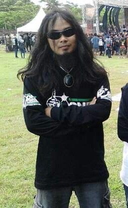 kau\m/  blackness ~ cia\m/is \m/etal head ~ welder \m/etal