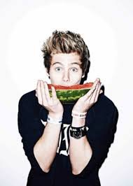 I love 5SOS and I can't believe I still love One Direction I am 13 I love Luke And Ashton from 5 Seconds of Summer #Lashtongirlforever❤