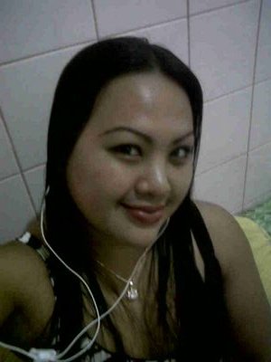 cinta tidak bisa diungkapkan dgn kata.... kata.... karna cinta tumbuh dari lupuk hati yg paling dlm....?,