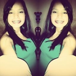 EmeAeleuEmeA♡                                                          Sigueme y te sigo♡