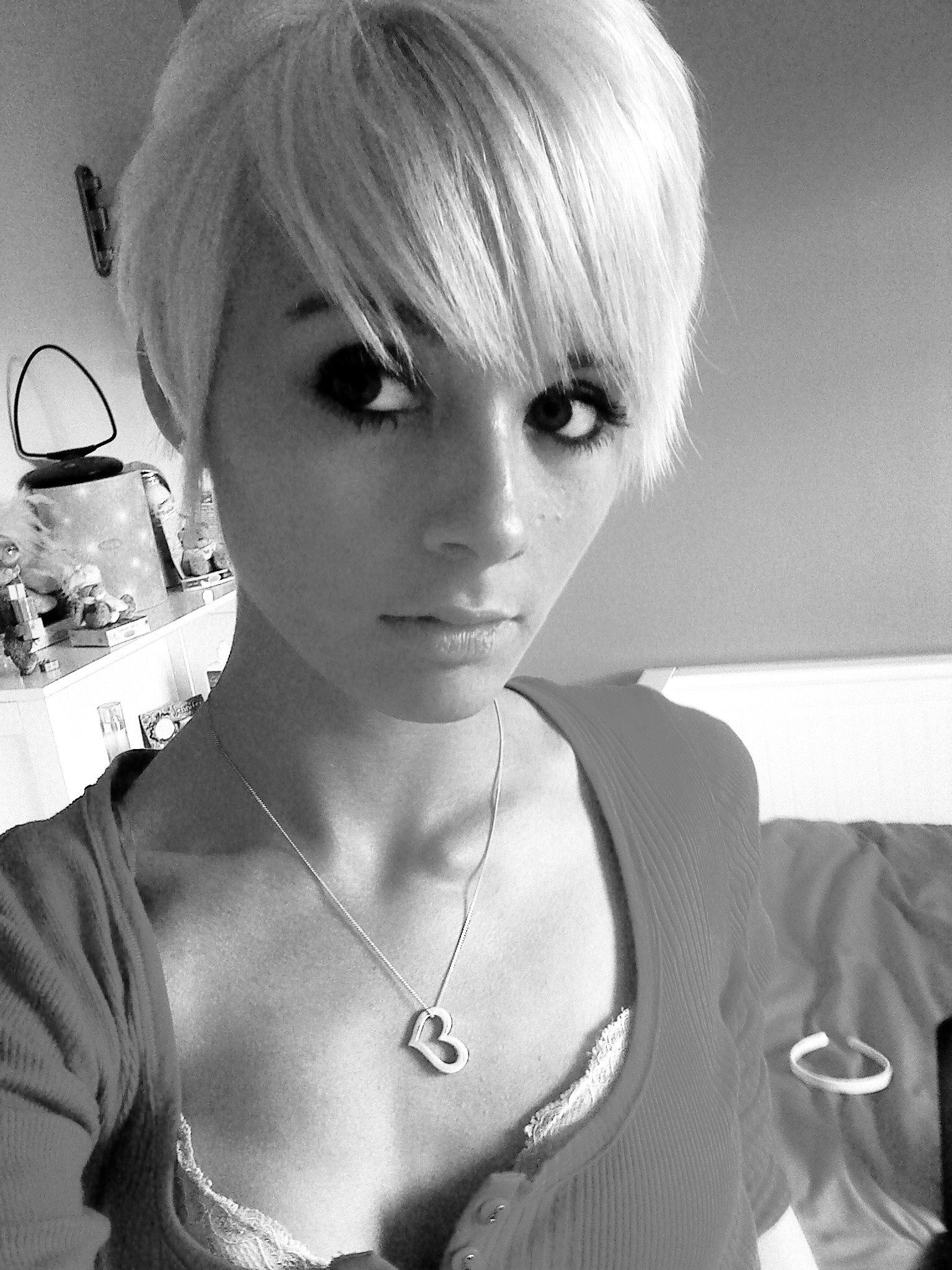 JenGrovex's profile picture. 