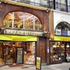 Parmi les 40 premières librairies indépendantes de France. + de 80000 références. #librairie #roman #livrejeunesse #BandeDessinée