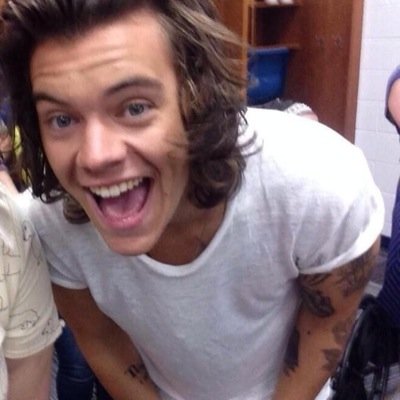 follow @narrymorph she follows back xx