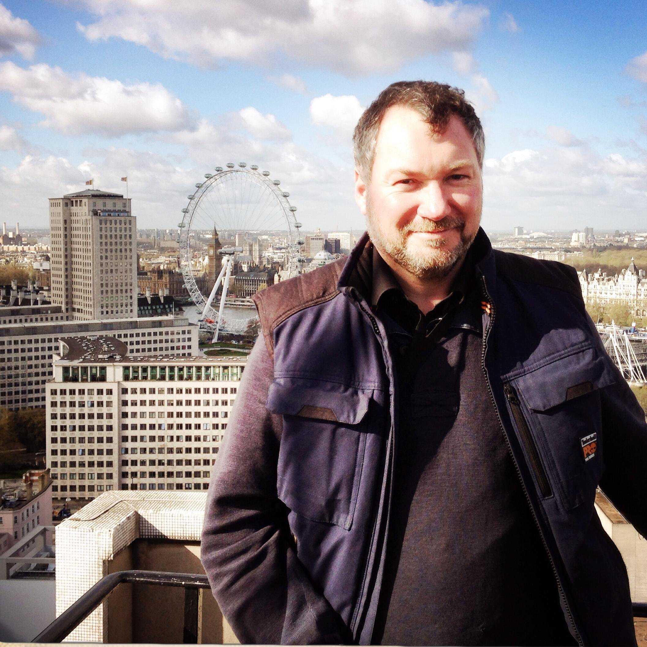 Head of Cameras ITV Daytime, Newbie Knitter !,Trustee Vinten University Awards Scheme, Part time french home owner. Fix It Dad/Hubby. Former MP3 owner