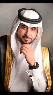 متطفل على الشعر .. باحث في التاريخ ،، اعشق البحر .. اعبث في عالم الخواطر والنثر .. في المفضله كل ما اكتبه من بوح شعوري الممتلىء غربه وحنين