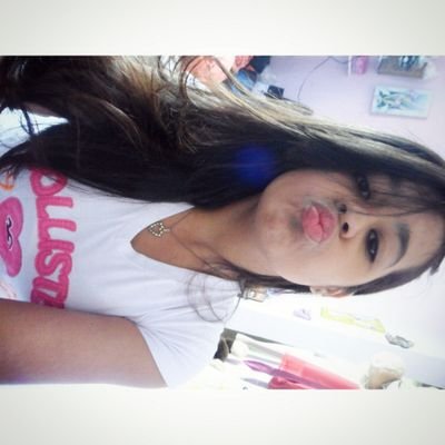 Libriαnα
Biipolαr,Compositorα є,Røckєirα   --
Sєguє? Sigø dє Vøłŧα ;D
http://t.co/CK8EUq52Jb