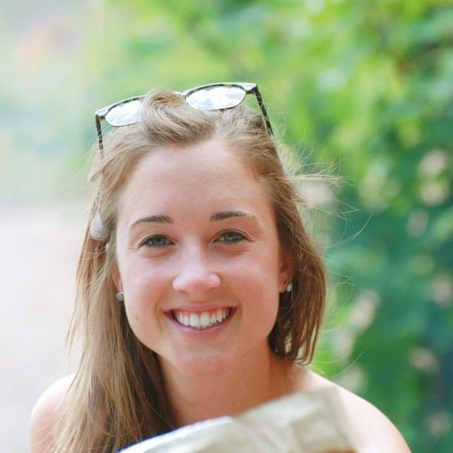 KellyMueller01's profile picture. Journalism, French, Master Croc-wearer