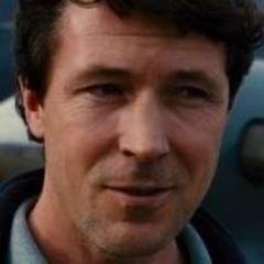 lottaloyalty's profile picture. I really am starting to think I need mental help. I've also started wearing various shades of blue lately and it's probably because of this fucking movie.