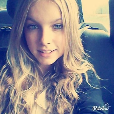 Paardrijden is my life!x. • 22 years old • don't love people who don't love you. •