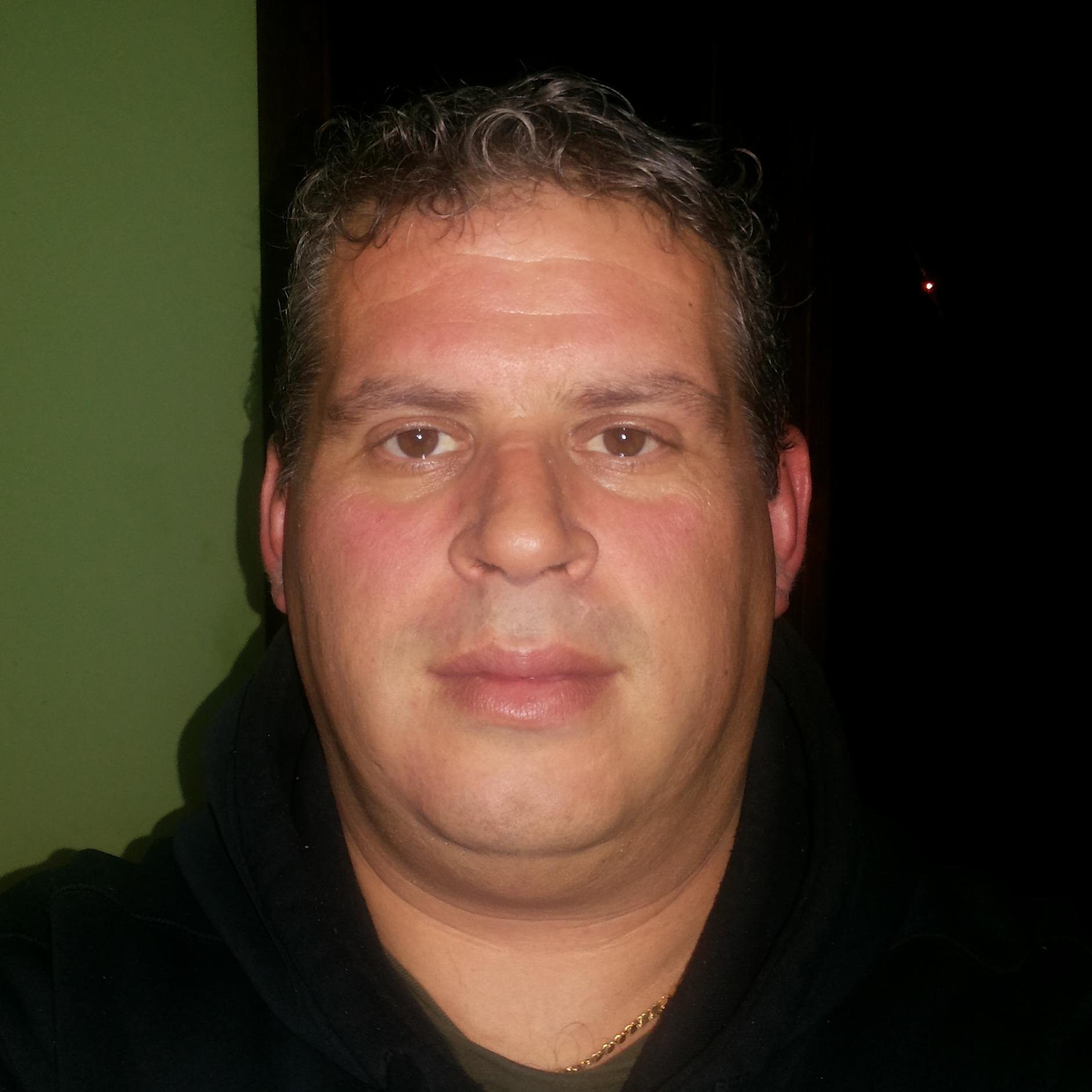 viopopp's profile picture. post free ads, promote your business