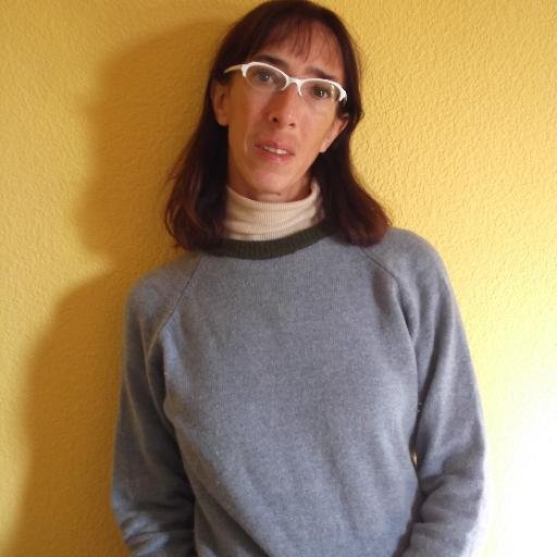 Experta en Danza Terapia y Somaterapia Veinte años de trayectoria formando parte de equipos interdisciplinares:Hospital de Clinicas, Hopsital Frances,etc.