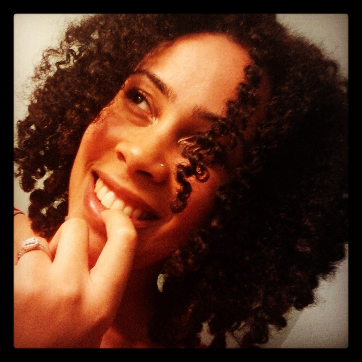 mama of 3 | photographer, designer, wedding planner | into natural stuff, greener living | fueled by coffee and wine