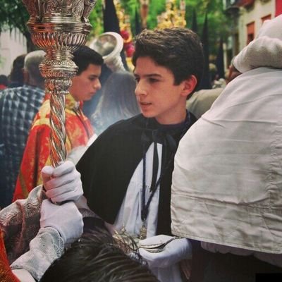 Director de @SSantaParadas Redactor en el boletín Nazarenos Hermano de Jesús Nazareno y San Bernardo