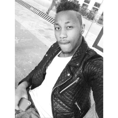 Momoow75's profile picture. Insta : Beretosh_75