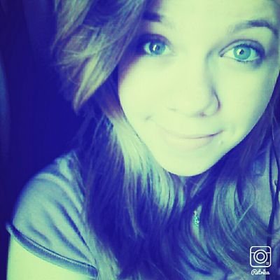 Apenas uma garota Meio Animally amante de Pandas ,, que gosta de Cavalos hihi ...Facebook;kaau menose (Snap;Kaau_menosse ) Instagran;Kaau_Menossi