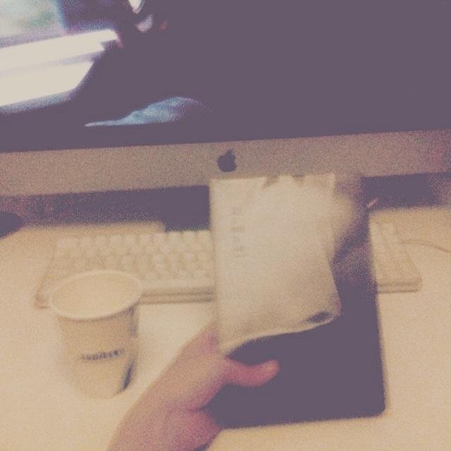 imean___'s profile picture. GRAPHIC DESIGNER