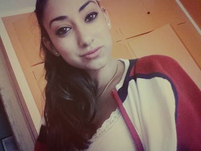 Mirada de angel, acciones de diabla. Aveces es mejor la enfermedad que el remedio. Feliz o almenos se intenta. LUNNY♥