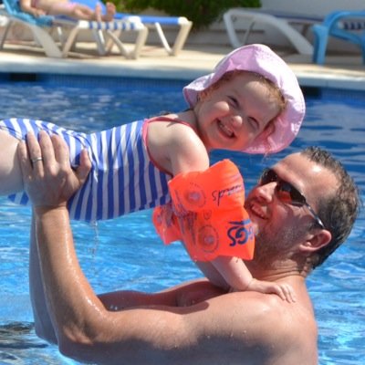 Eleanor & Wills Daddy, LFC fan, Liverpool Schoolboys Treasurer, Business Owner, Rank Average Golfer. JFT97