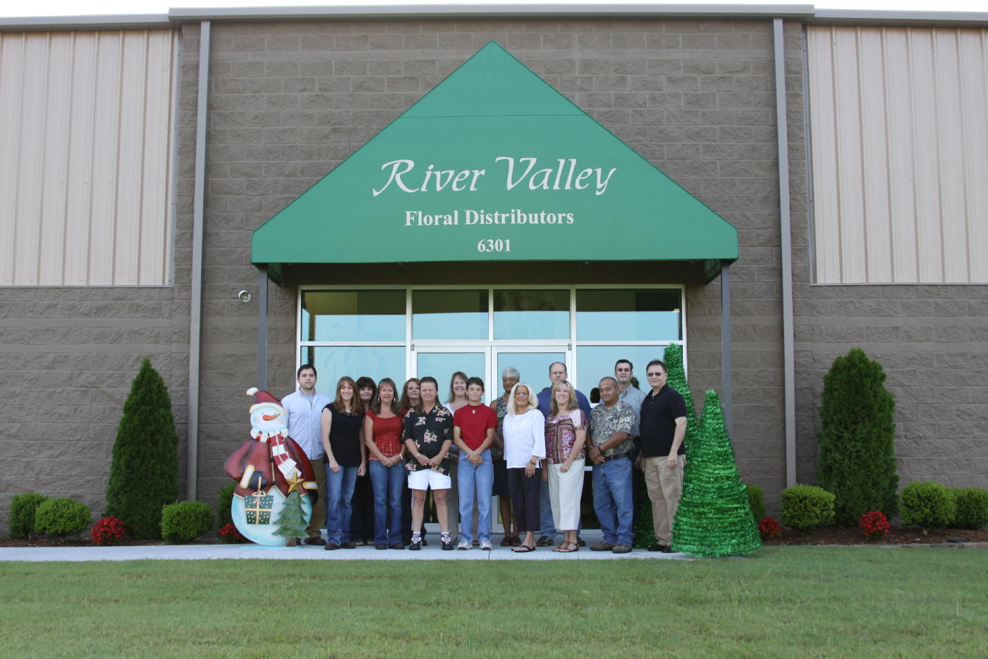 rvfloral's profile picture. Wholesale Floral Distributor for 21 years and counting.