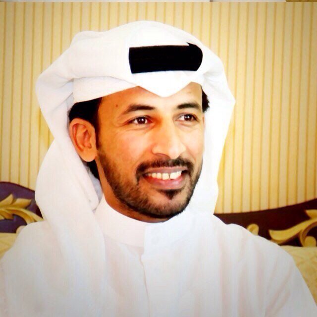 هذا ليس الحساب الرسمي لشاعر الكبير محمد بن فطيس أنما حساب محبيه وجماهيره حسابه الرسمي
هنا ...
@mbfalmarri