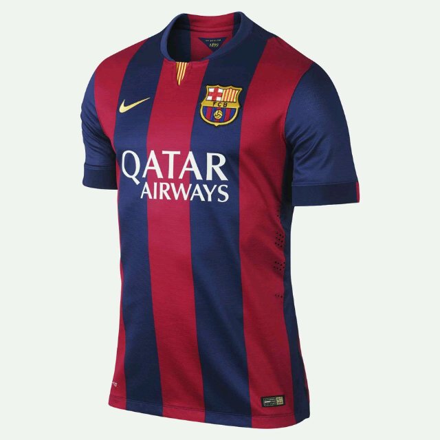 Camisetas de fútbol 22'50€, NBA 27€, Nike Air Max 45€, Nike Roshe Run 37-47€. No dudes en preguntarnos!