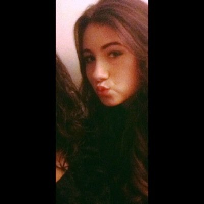 NEW TWITTER: @YasminCeeee Never give up on something you can't go a day without thinking about. #NDubz #Duku