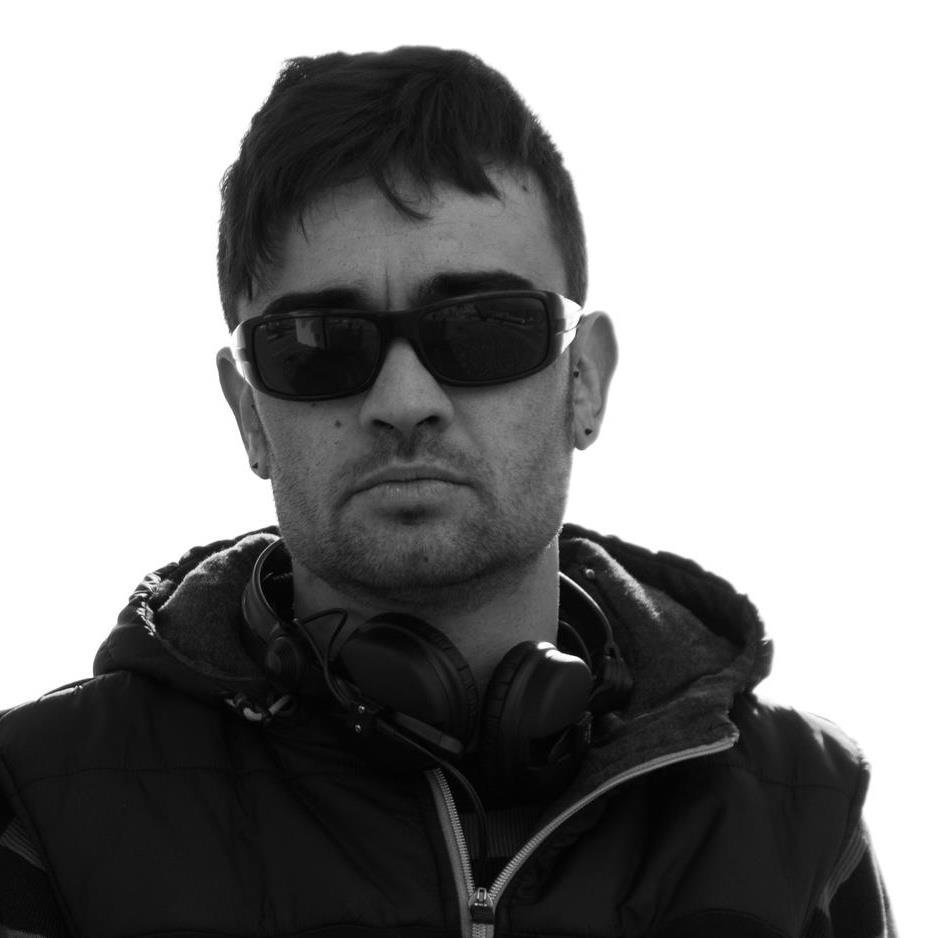 Jorge Dual Aka Perceptron Dj y Productor de musica electronica de baile,.TECHNO//TECH-HOUSE //PROGRESIV MENTAL//House //DEEP HOUSE