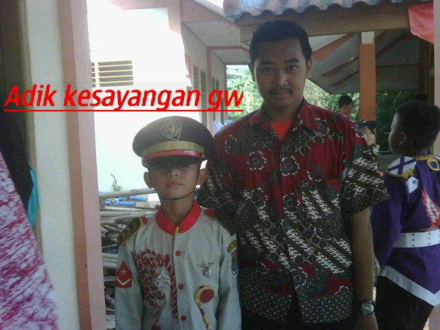 Berusaha dan doa sekaligus restu orang tua  a/ kunci kesuksesan kita untuk meraih cita-cita.