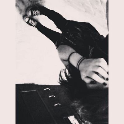 emo2anna's profile picture. vsf c: