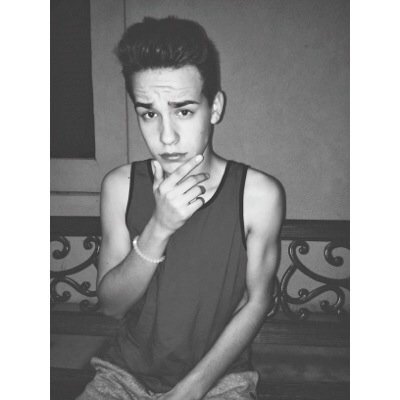 Congrats! Jacob followed you:) You were on his mind for at least 5 seconds :) ilysm beautiful - @hotgilinskykid